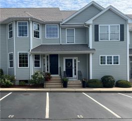 660 Cottage Street 6, Pawtucket, RI 02861