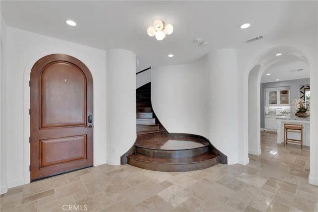 510 E. Viewcrest, Azusa, CA 91702