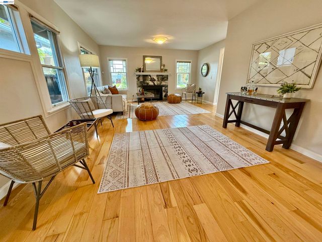 980 Victoria Ave, San Leandro, CA 94577