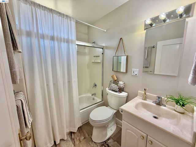 980 Victoria Ave, San Leandro, CA 94577