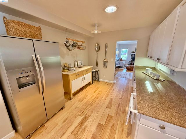 980 Victoria Ave, San Leandro, CA 94577