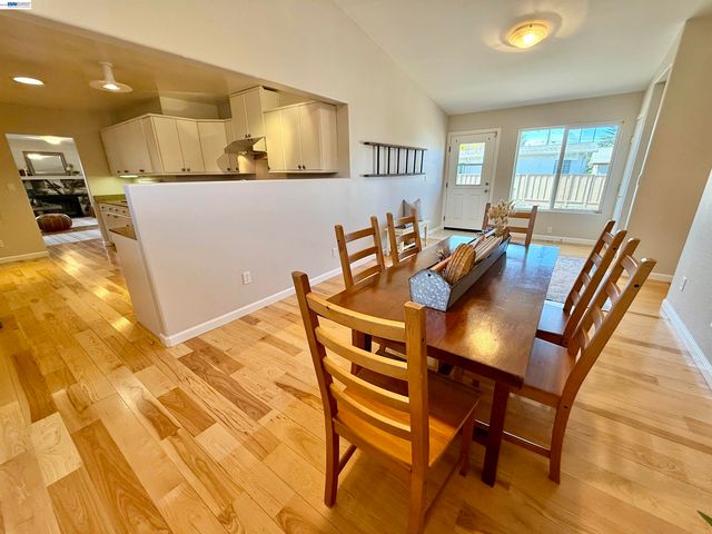 980 Victoria Ave, San Leandro, CA 94577