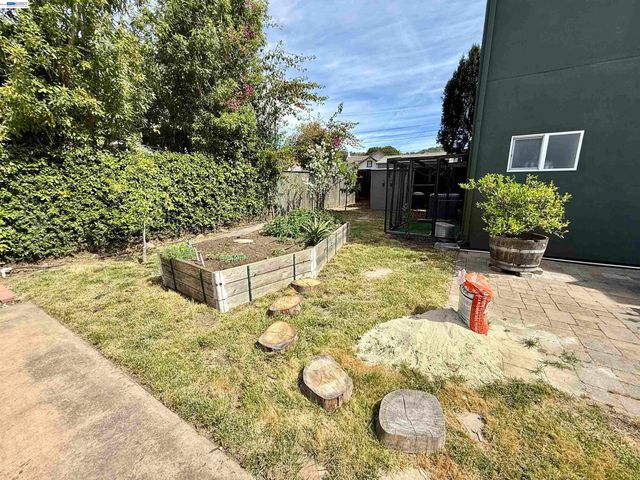 980 Victoria Ave, San Leandro, CA 94577