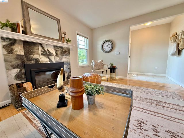 980 Victoria Ave, San Leandro, CA 94577