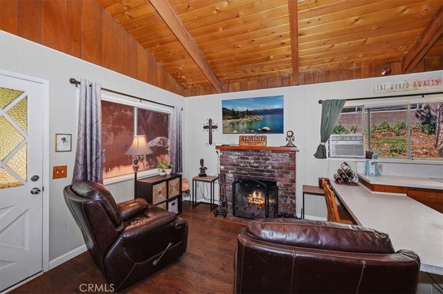 1069 Jungfrau Drive, Crestline, CA 92325