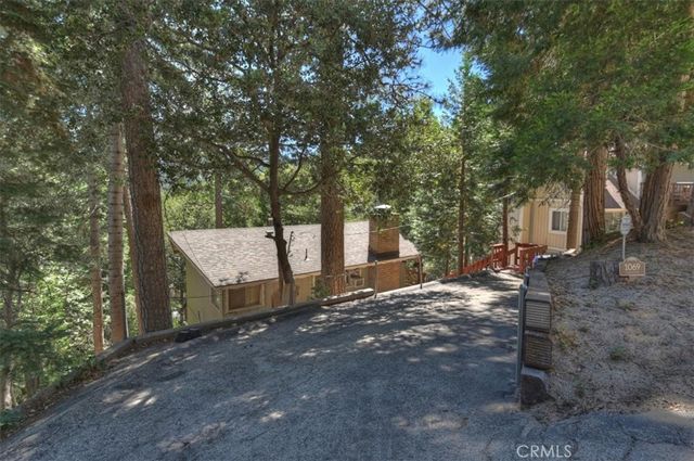 1069 Jungfrau Drive, Crestline, CA 92325