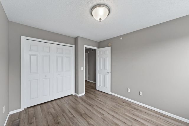 4735 Victor Path 6, Hugo, MN 55038