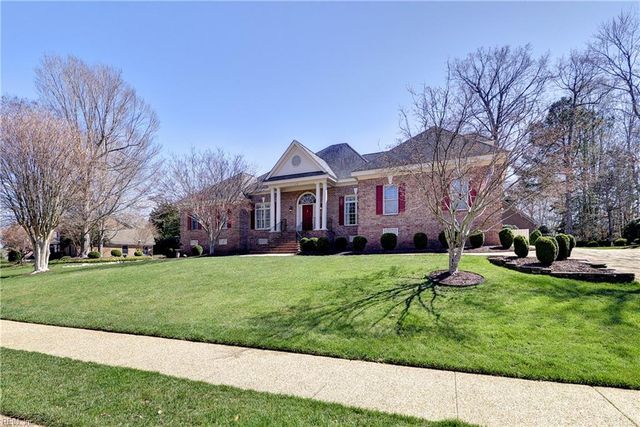 125 Sir Thomas Lunsford DR, Williamsburg, VA 23185