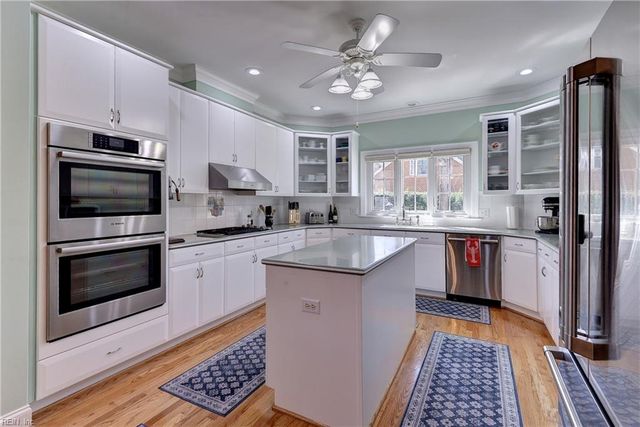 125 Sir Thomas Lunsford DR, Williamsburg, VA 23185