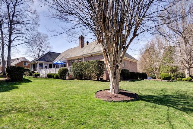 125 Sir Thomas Lunsford DR, Williamsburg, VA 23185