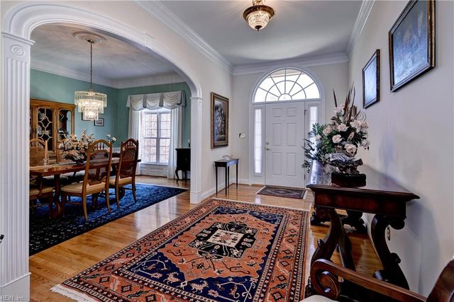 125 Sir Thomas Lunsford DR, Williamsburg, VA 23185