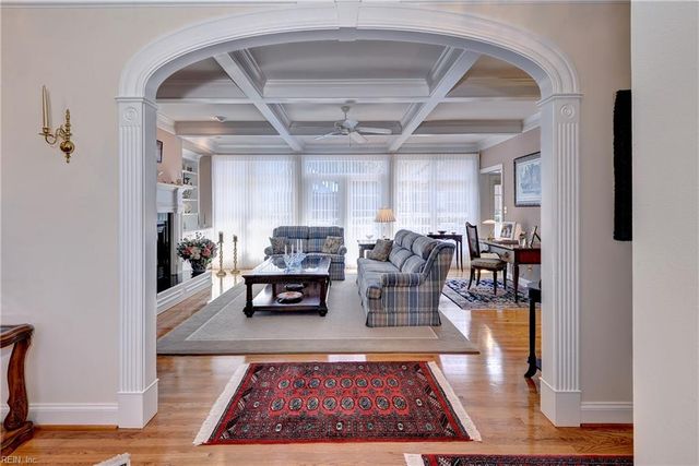 125 Sir Thomas Lunsford DR, Williamsburg, VA 23185