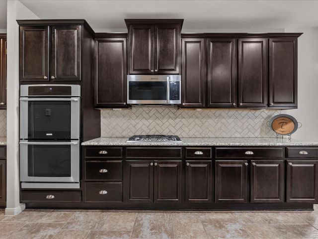 699 Cumberland Ridge Lane, League City, TX 77573