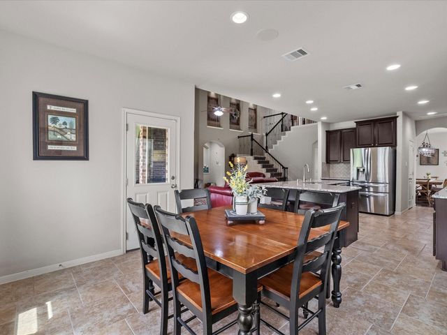 699 Cumberland Ridge Lane, League City, TX 77573