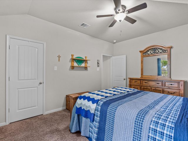 699 Cumberland Ridge Lane, League City, TX 77573