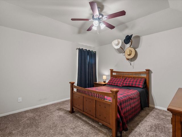 699 Cumberland Ridge Lane, League City, TX 77573