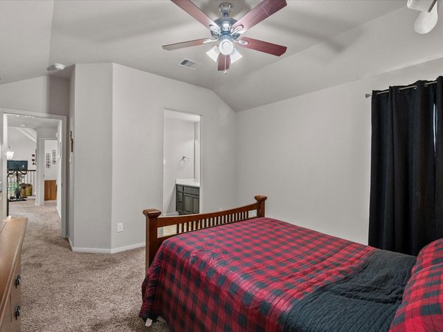 699 Cumberland Ridge Lane, League City, TX 77573