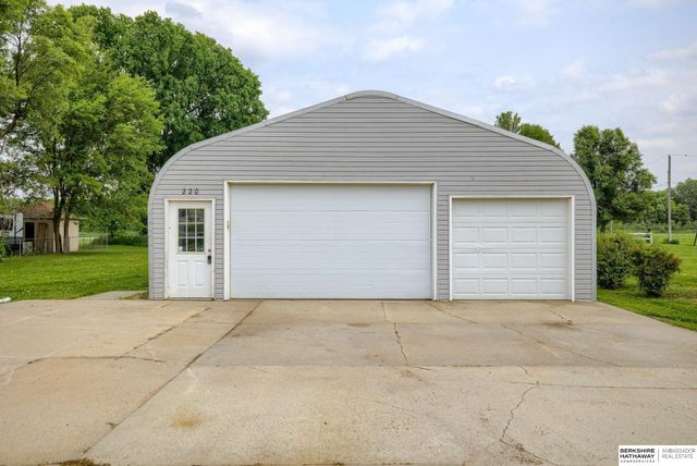 220 N Cherry Street, Nickerson, NE 68044