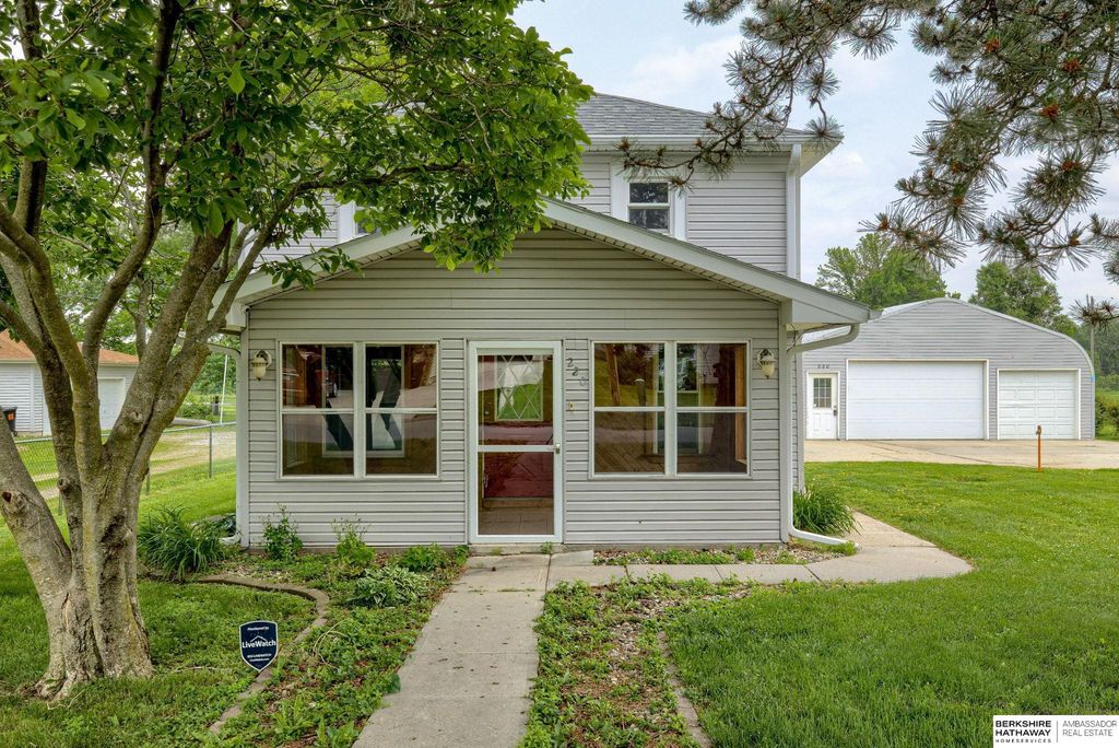 220 N Cherry Street, Nickerson, NE 68044