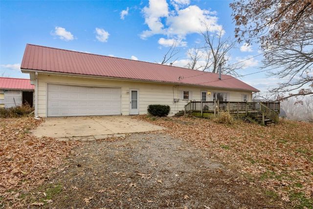 1724 O Avenue NW, Cedar Rapids, IA 52405