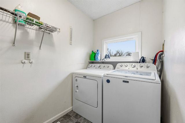 1724 O Avenue NW, Cedar Rapids, IA 52405