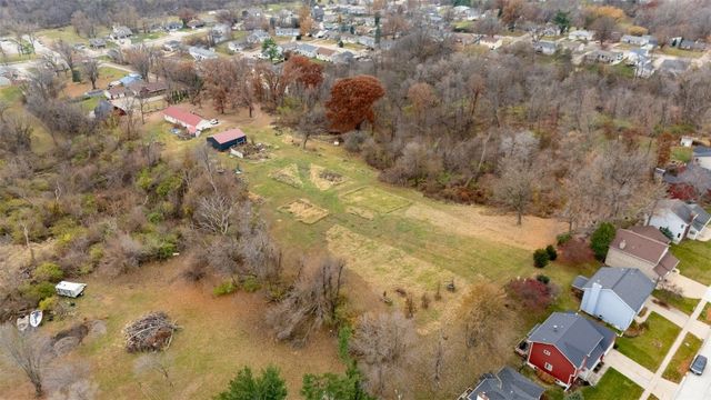 1724 O Avenue NW, Cedar Rapids, IA 52405