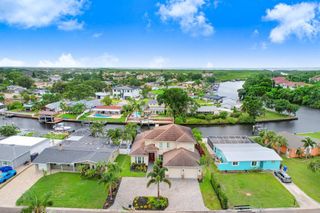 10728 DOWRY AVENUE, Tampa, FL 33615