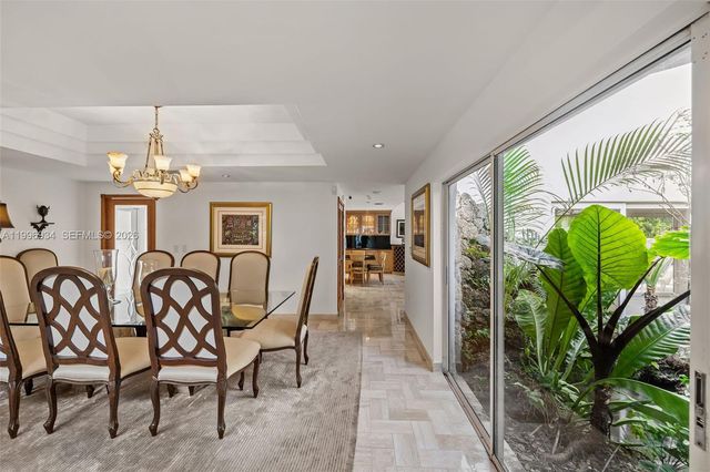 8450 SW 74th Ter, Miami, FL 33143