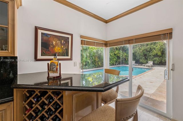 8450 SW 74th Ter, Miami, FL 33143