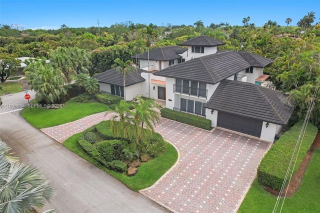 8450 SW 74th Ter, Miami, FL 33143