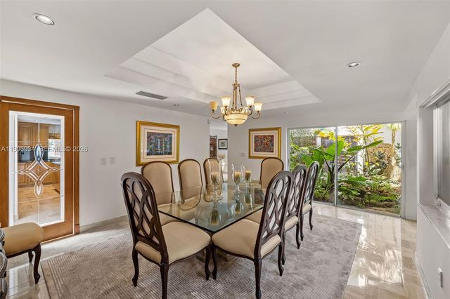 8450 SW 74th Ter, Miami, FL 33143