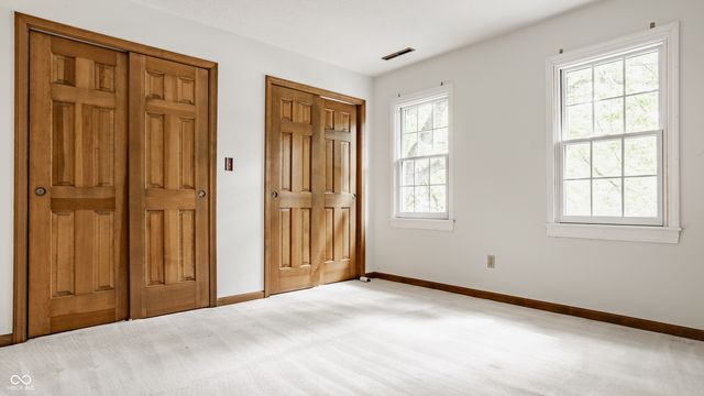 30 Cedar Mill Court, Zionsville, IN 46077