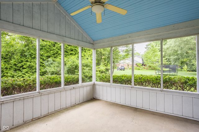 30 Cedar Mill Court, Zionsville, IN 46077