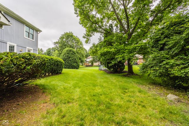 30 Cedar Mill Court, Zionsville, IN 46077