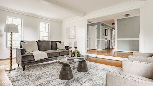 30 Cedar Mill Court, Zionsville, IN 46077
