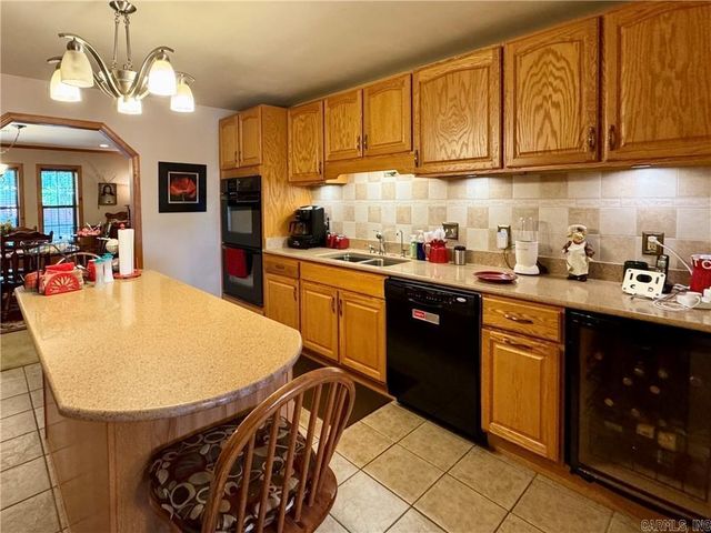 10109 White Oak Lane, Dardanelle, AR 72834