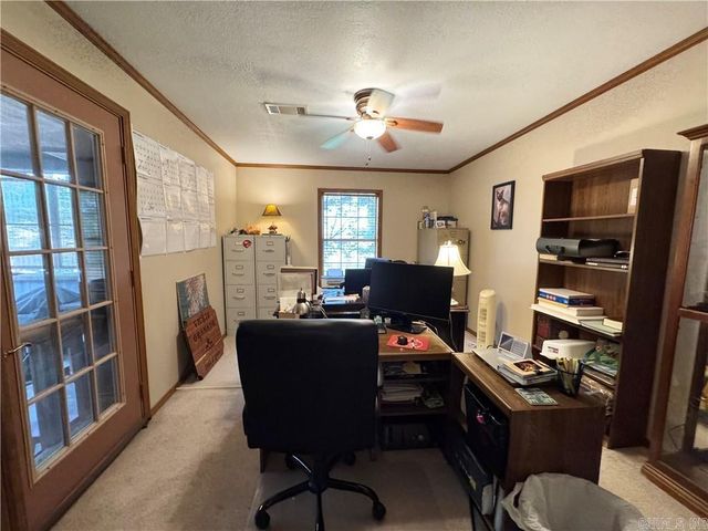 10109 White Oak Lane, Dardanelle, AR 72834