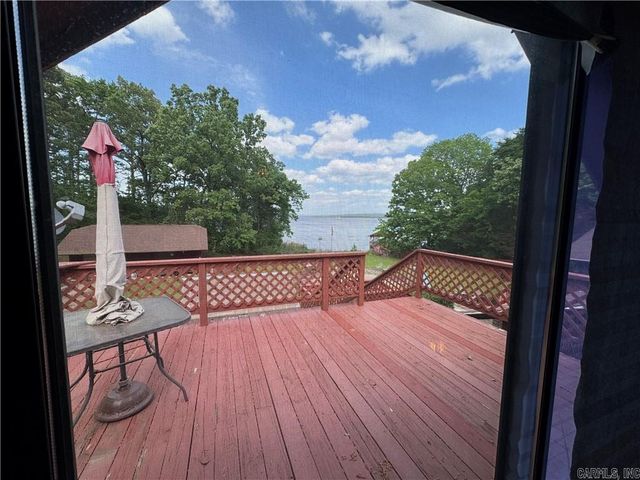 10109 White Oak Lane, Dardanelle, AR 72834