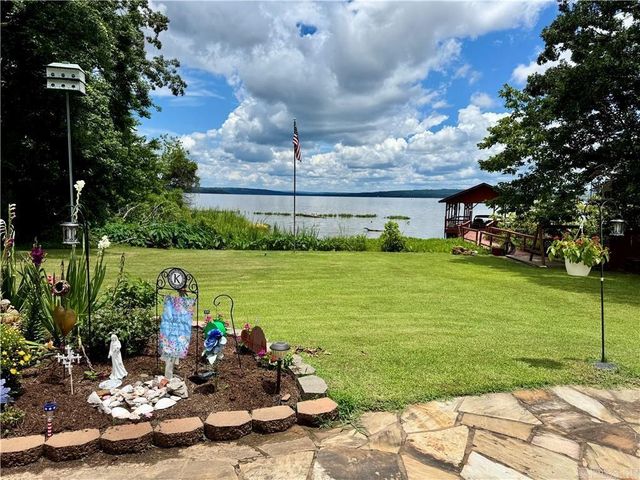 10109 White Oak Lane, Dardanelle, AR 72834