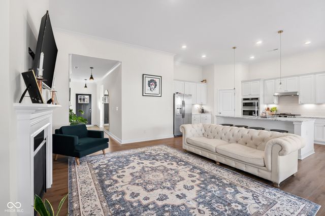 2751 Victory Drive, Columbus, IN 47203