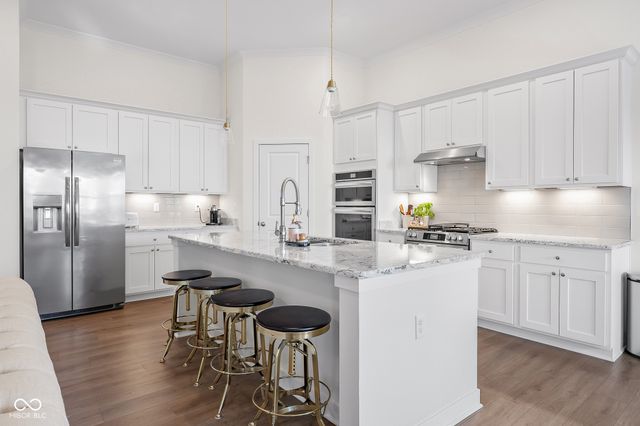 2751 Victory Drive, Columbus, IN 47203