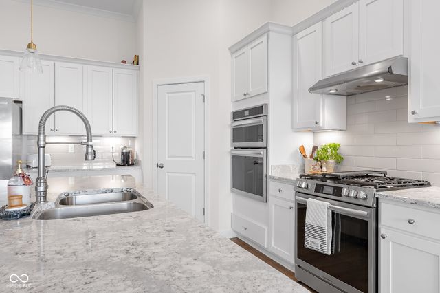 2751 Victory Drive, Columbus, IN 47203