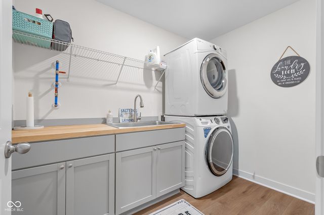 2751 Victory Drive, Columbus, IN 47203