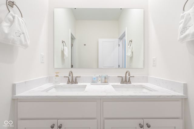 2751 Victory Drive, Columbus, IN 47203