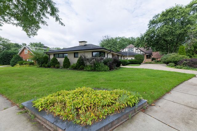1501 W TALCOTT Road, Park Ridge, IL 60068