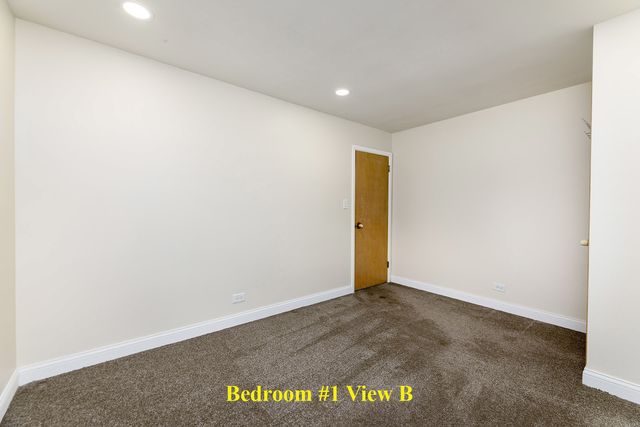 1501 W TALCOTT Road, Park Ridge, IL 60068