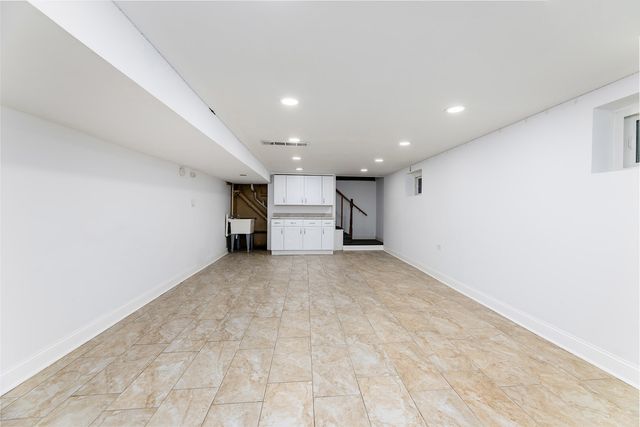 1501 W TALCOTT Road, Park Ridge, IL 60068
