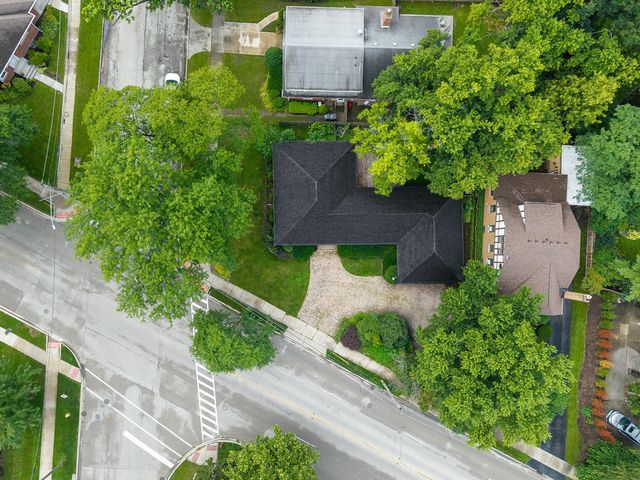 1501 W TALCOTT Road, Park Ridge, IL 60068