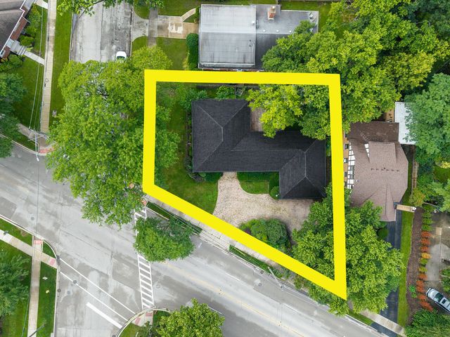 1501 W TALCOTT Road, Park Ridge, IL 60068
