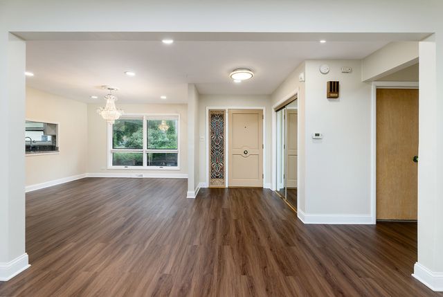 1501 W TALCOTT Road, Park Ridge, IL 60068